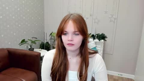 Lia online show from January 18, 9:05 am