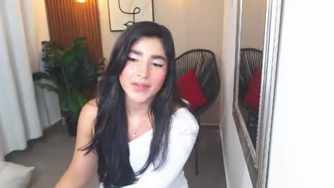 LIA online show from April 23, 6:32 pm