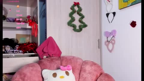 lia_rip01 online show from December 18, 10:14 pm