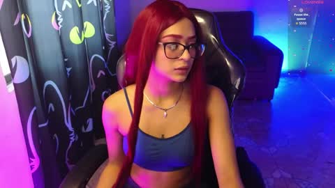 lia_varel online show from May 16, 1:54 pm