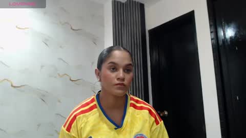 liaa_cams online show from June 20, 10:24 pm