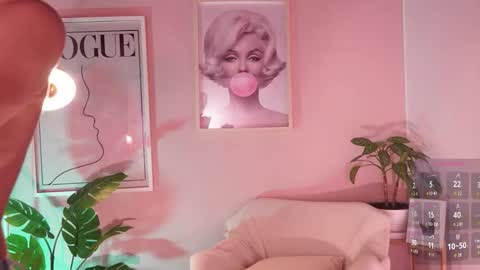 Lia  online show from March 6, 1:06 pm