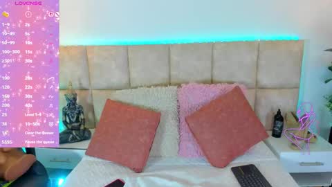Snapshot of liaagener chatting on September 8, 7:02 pm Liaa online show from September 8, 7:02 pm
