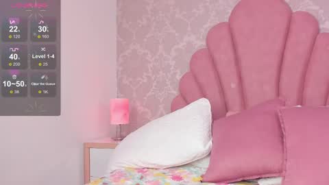 LiaDurand online show from April 22, 11:57 pm