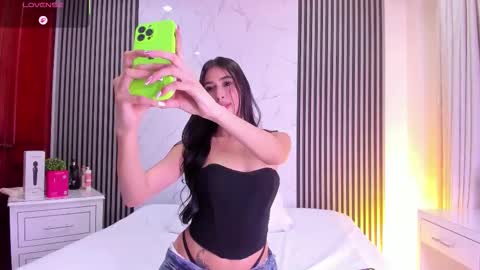 Lia online show from February 5, 11:46 am