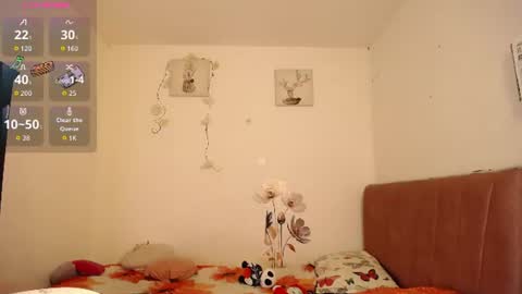 liahdiaz_ online show from July 22, 12:06 pm