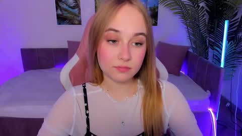 Liana online show from March 6, 8:41 am