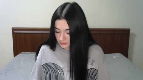 liana_diva online show from February 25, 7:49 pm