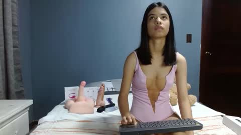 LiaOrtiz online show from December 7, 12:19 am