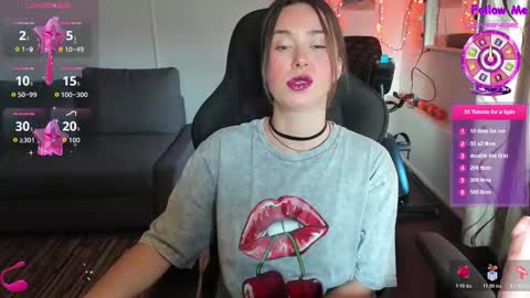 LiaQuinn online show from November 25, 1:13 pm