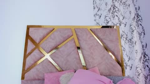 liaross online show from February 10, 6:22 pm