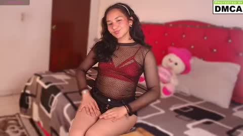 Snapshot of liavelvet_ chatting on October 20, 1:58 pm LiaVelvet online show from October 20, 1:58 pm