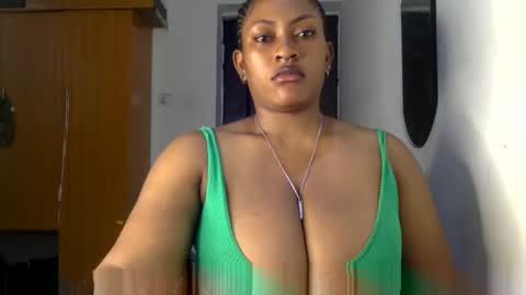 Snapshot of lick_my_pussyyy226651 chatting on January 17, 1:24 pm caira online show from January 17, 1:24 pm