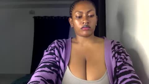 Snapshot of lick_my_pussyyy226651 chatting on September 24, 10:42 pm caira online show from September 24, 10:42 pm