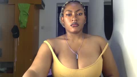 Snapshot of lick_my_pussyyy226651 chatting on February 16, 1:49 am caira online show from February 16, 1:49 am