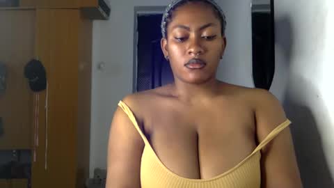 Snapshot of lick_my_pussyyy226651 chatting on February 26, 10:49 am caira online show from February 26, 10:49 am