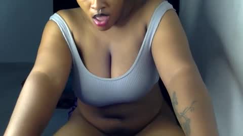 Snapshot of lick_my_pussyyy226651 chatting on September 16, 10:40 pm caira online show from September 16, 10:40 pm
