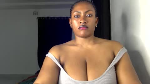 Snapshot of lick_my_pussyyy226651 chatting on September 10, 10:32 pm caira online show from September 10, 10:32 pm