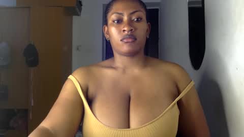 Snapshot of lick_my_pussyyy226651 chatting on March 6, 1:48 am caira online show from March 6, 1:48 am