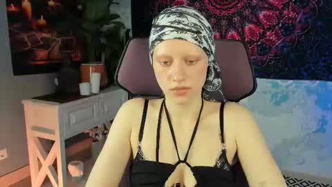 Hey My name is Lida online show from June 30, 10:15 am
