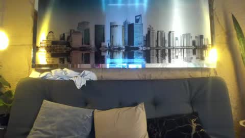 Liilyrose online show from August 3, 3:39 pm