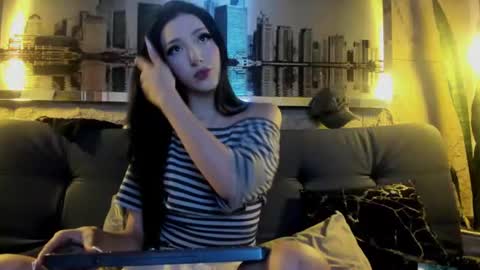 Liilyrose online show from July 26, 3:09 pm