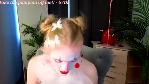 Erica online show from June 21, 1:48 pm
