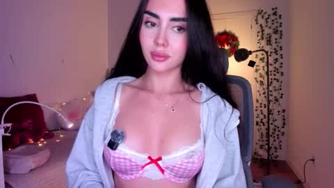 Gabriela online show from December 19, 8:01 pm