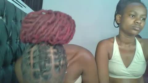 lil_meg online show from March 5, 7:09 pm