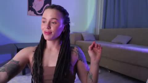 INST Lil happines s online show from June 14, 11:32 am