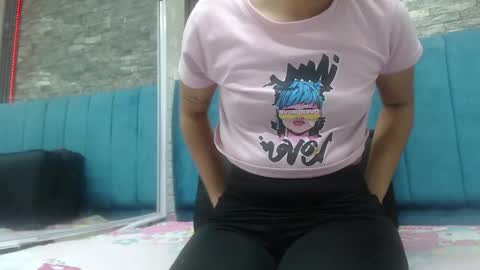 lil_rose2006 online show from November 21, 6:10 pm