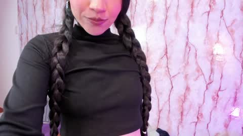 Snapshot of lila_elliot chatting on January 28, 8:15 pm Lila online show from January 28, 8:15 pm