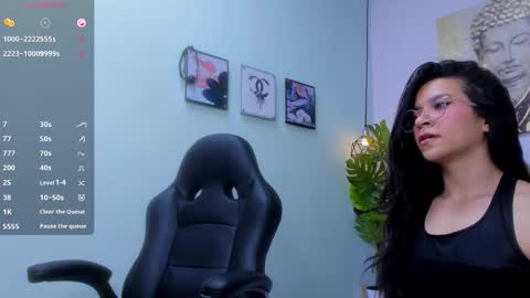 Snapshot of lila_foox chatting on October 10, 11:20 pm LILA online show from October 10, 11:20 pm