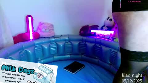 Jen online show from December 5, 7:04 pm