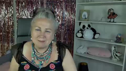 lilamaharani online show from June 11, 2:25 pm