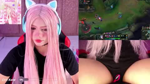 Snapshot of lilapop__ chatting on October 13, 1:25 pm Lila online show from October 13, 1:25 pm