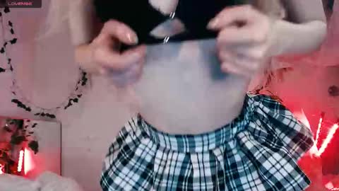 Snapshot of lilgangsta2002 chatting on September 21, 8:18 pm lil gansta online show from September 21, 8:18 pm