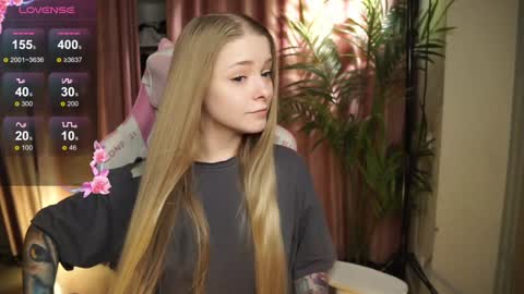 Lili online show from October 30, 11:00 am