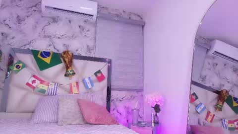 Lily online show from June 23, 11:52 am