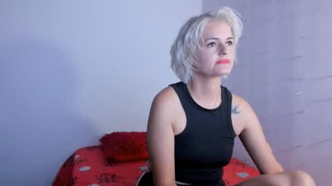 Snapshot of lili_latina47 chatting on October 6, 10:58 pm Lili online show from October 6, 10:58 pm