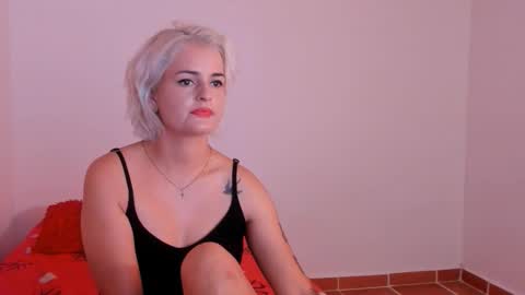 Snapshot of lili_latina47 chatting on October 5, 6:35 pm Lili online show from October 5, 6:35 pm