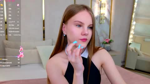 lili_lohan online show from June 12, 5:59 am