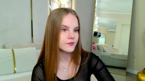 lili_lohan online show from July 3, 5:24 am