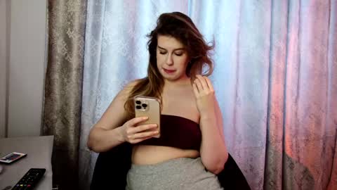 lilianbliss_ online show from April 27, 4:09 am