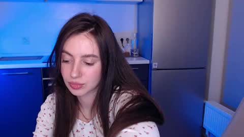 Lilu online show from April 28, 12:41 am