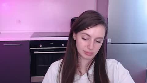 Lilu online show from June 11, 2:53 am