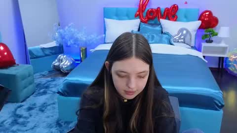Snapshot of lilibakery chatting on February 16, 11:48 pm Lili Bakery online show from February 16, 11:48 pm