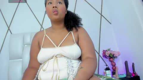 LIli cameron  online show from April 23, 12:01 pm