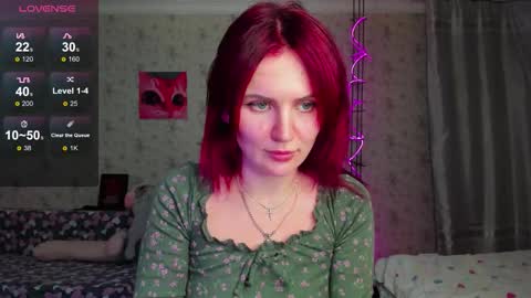Snapshot of lilie_brown chatting on October 2, 8:14 pm Lilie online show from October 2, 8:14 pm