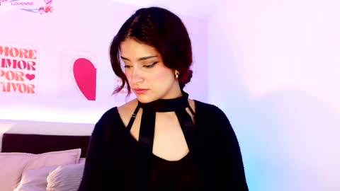 Lilith Savett online show from April 25, 3:31 pm